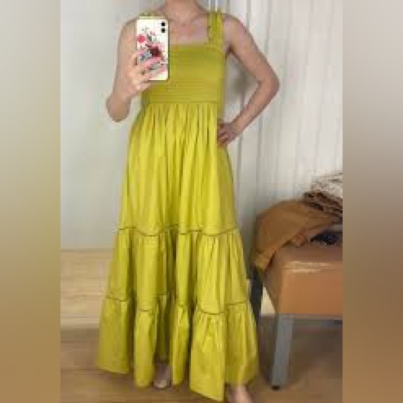 o.p.t Dresses & Skirts - Anthropologie opt Colette smocked tiered Cotton Dress in Chartreuse Size S